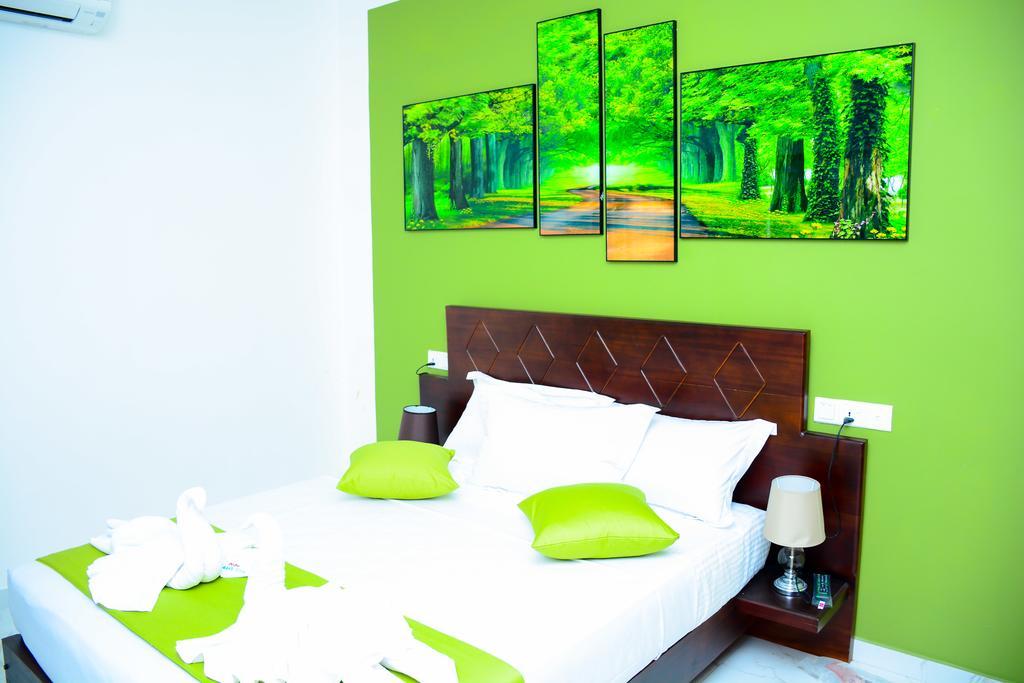 Mama Beach Villa نيجومبو المظهر الخارجي الصورة